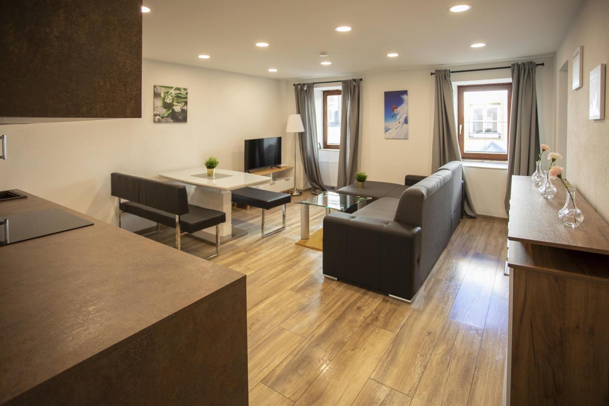 Modern Old Town Apartment Hall in Tirol Zewnętrze zdjęcie